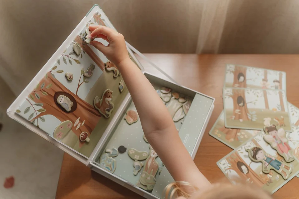 Little Dutch Magnetic Playboard - Forest Friends - Image 4