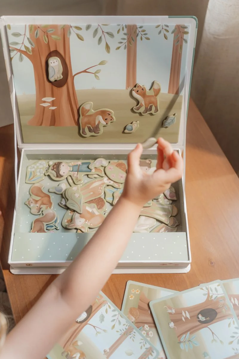 Little Dutch Magnetic Playboard - Forest Friends - Image 2